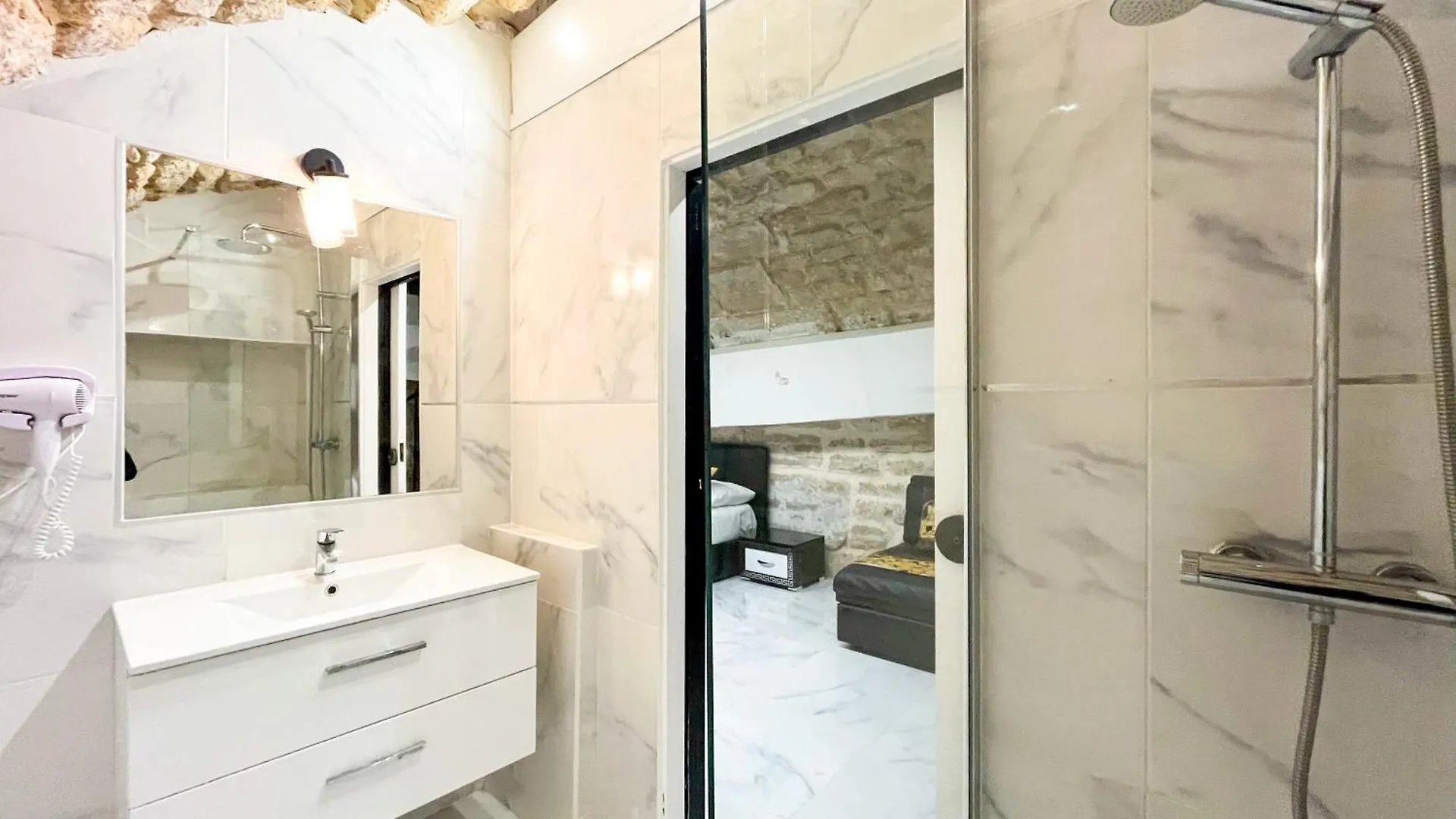 Apartment 154 - Urban Atelier Home Cinema In Paris France