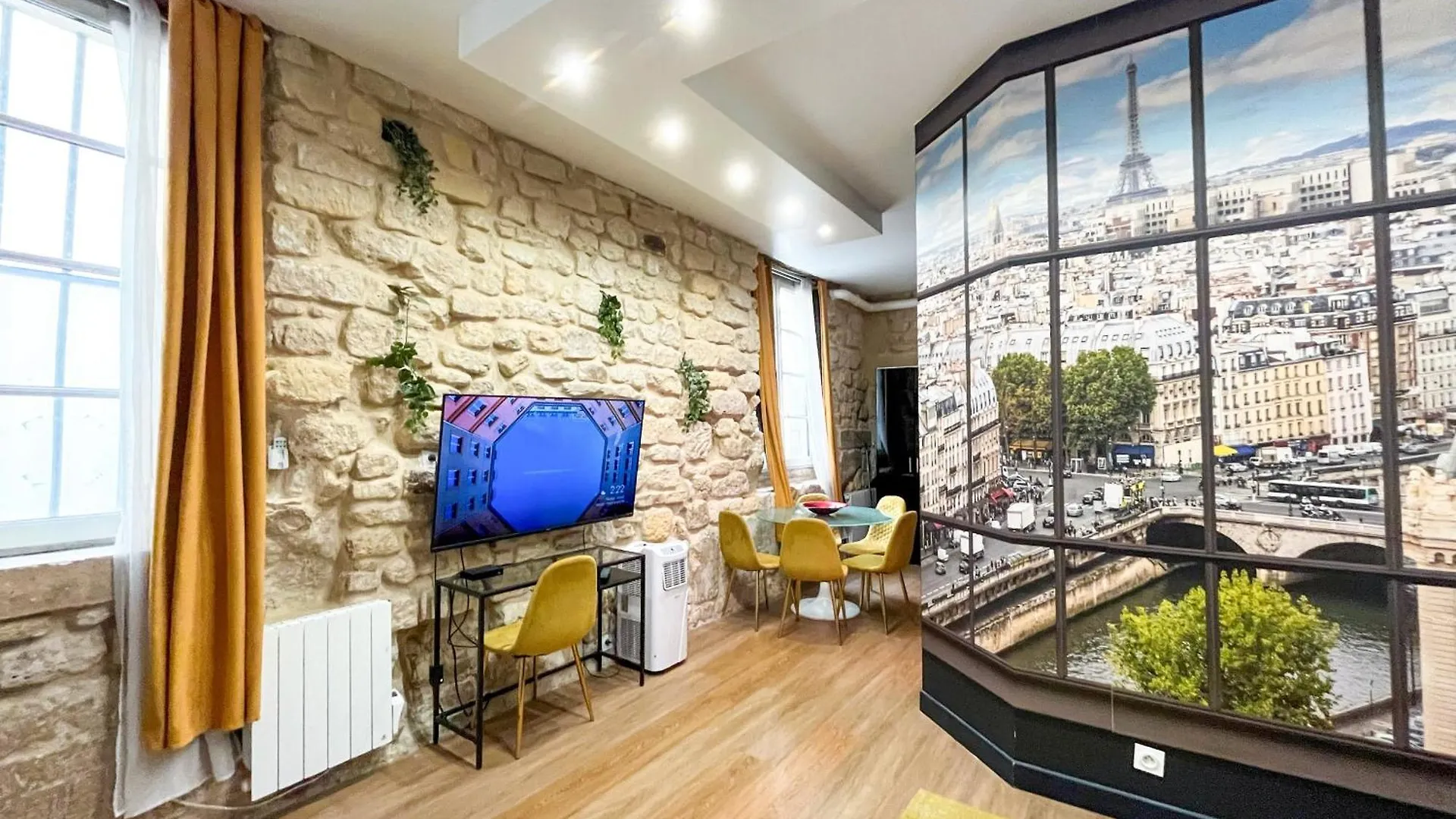 154 - Urban Atelier Home Cinema In Paris Apartment
